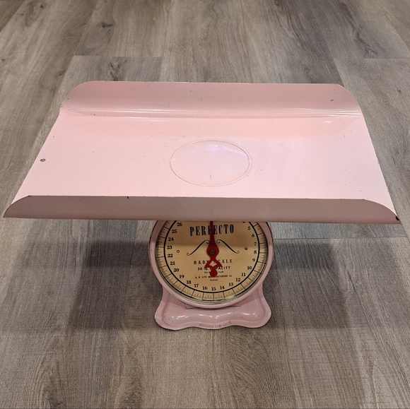 Vintage Other - PERFECTO Vintage Baby Scale